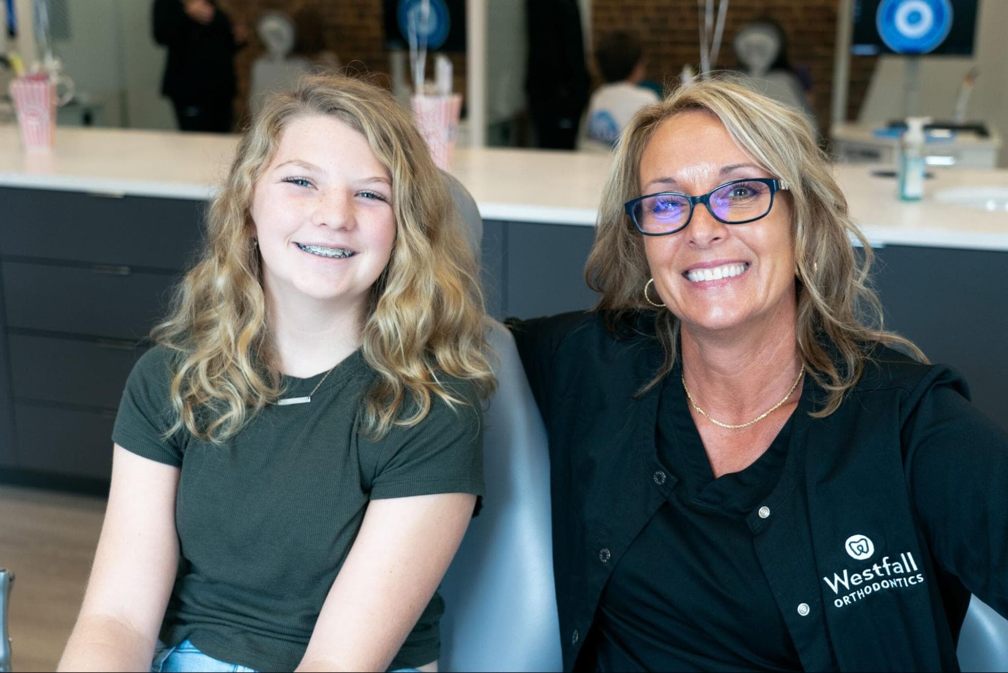 How Do Orthodontists Customize Braces Plans?